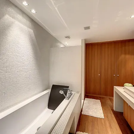 Long With Sauna And Garage Apartament *