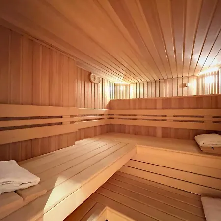 Apartament Long With Sauna And Garage