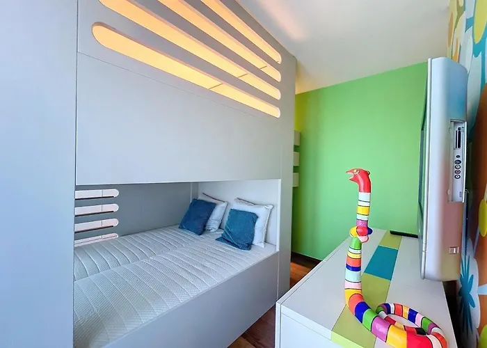 Long With Sauna And Garage