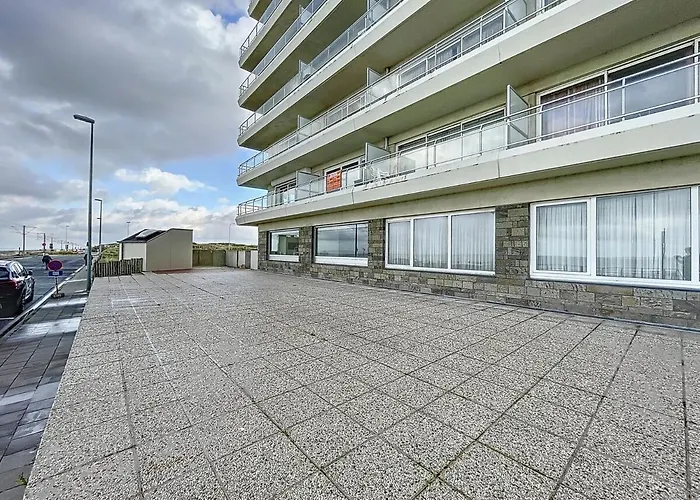 Long With Sauna And Garage Apartment Middelkerke